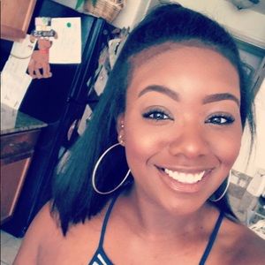 Meet your Posher, Erika